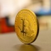 特朗普关税政策或许降低大宗商品价格，对全球经济形势影响深远