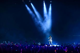 (疯狂派对bgm)疯狂派对狂欢活动：让你沉浸在音乐和舞蹈的疯狂乐趣中