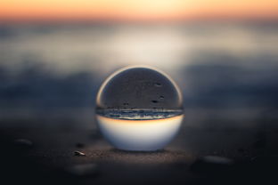 扩展后的标题为:"逆空使命和孤独战机:一个孤独英雄面对逆境的壮举与挑战"。 扩展后的标题为:"逆空使命和孤独战机:一个孤独英雄面对逆境的壮举与挑战"。