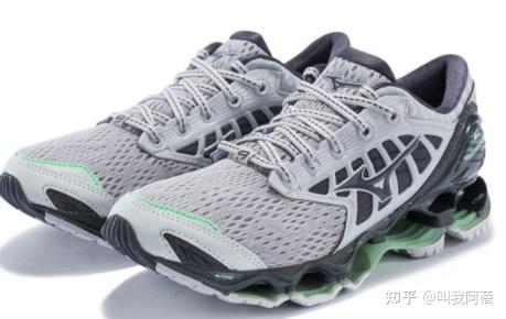 2022冬季跑鞋推荐前十名:选择最适合你的鞋款,享受跑步乐趣! 2022冬季跑鞋推荐前十名:选择最适合你的鞋款,享受跑步乐趣!